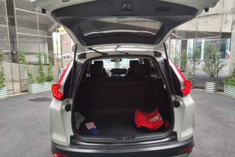 Used Honda CR-V 2019 240TURBO CVT 2WD Fashion Edition China V Trunk