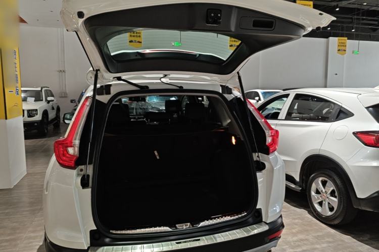 Used Honda CR-V 2019 240TURBO CVT 2WD Fashion Edition China VI Trunk