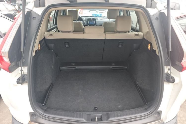 Used Honda CR-V 2019 Brilliant Edition 240TURBO CVT 2WD Comfort Version China VI Emission Standard Trunk