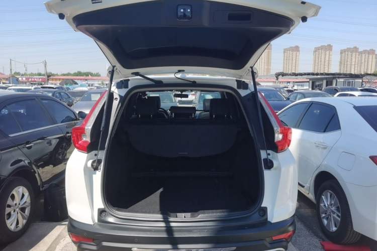 Used Honda CR-V 2019 240TURBO CVT 2WD Fashion Edition China V Trunk