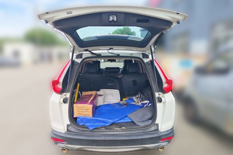 Used Honda CR-V 2019 Brilliant Edition 240TURBO CVT 2WD Comfort Version China VI Emission Standard Trunk