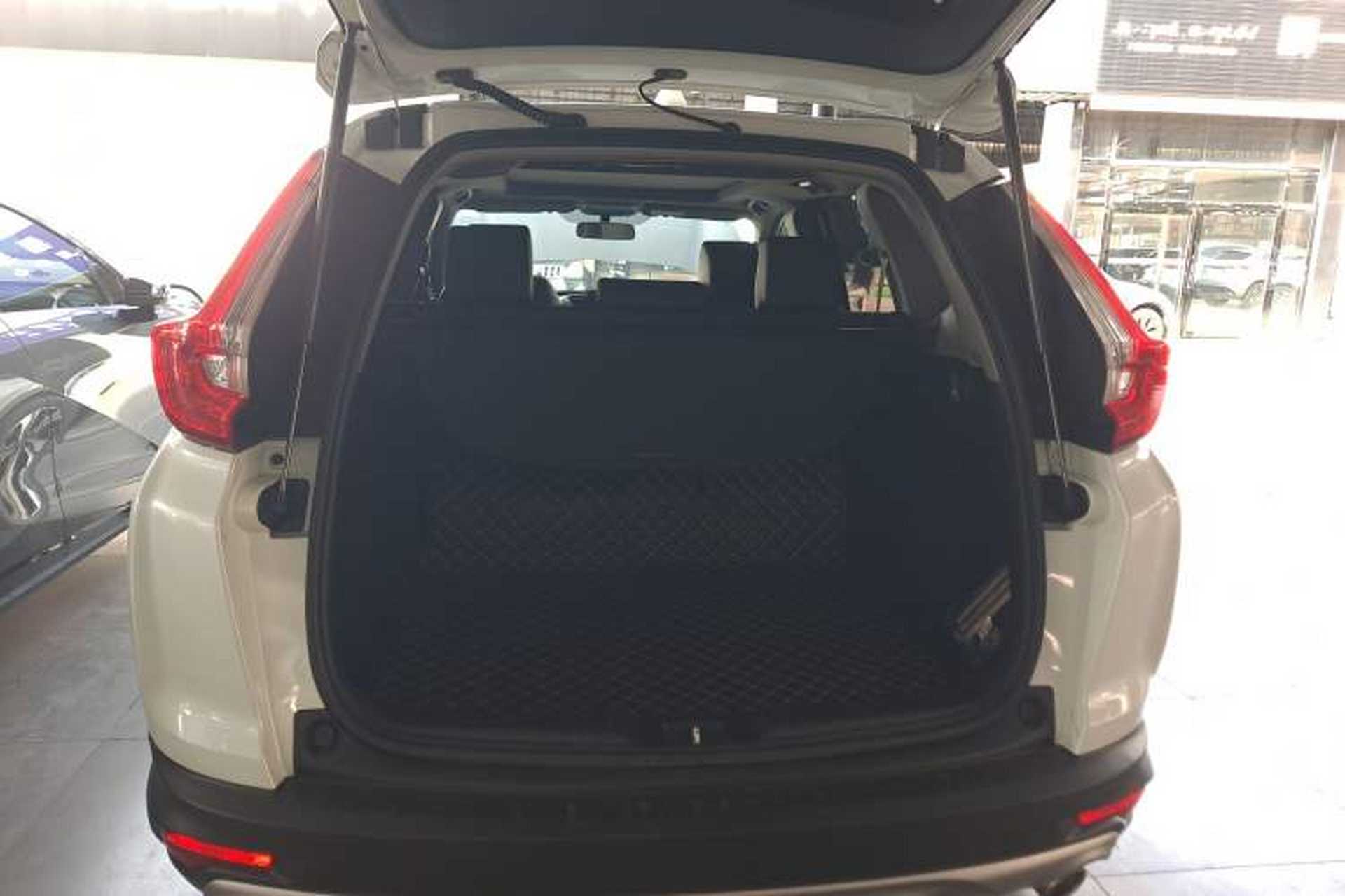 Used Honda CR-V 2019 240TURBO CVT 2WD Fashion Edition China V Trunk