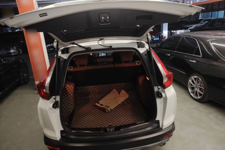 Used Honda CR-V 2019 Brilliant Edition 240TURBO CVT 2WD Comfort Version China VI Emission Standard Trunk
