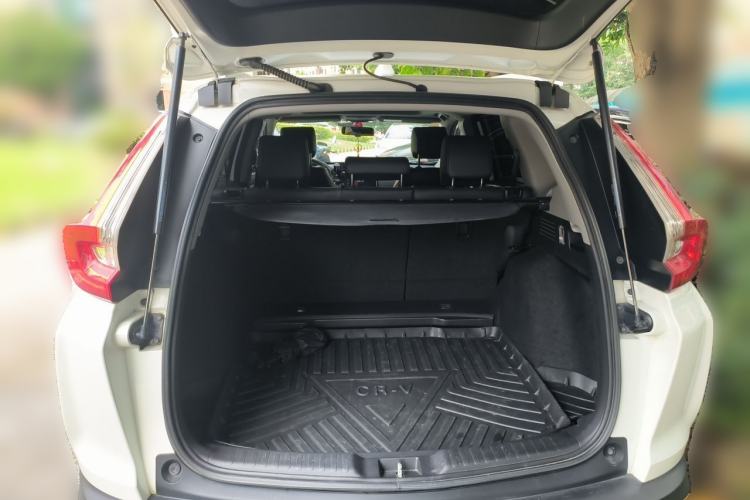 Used Honda CR-V 2019 240TURBO CVT 2WD Fashion Edition China V Trunk