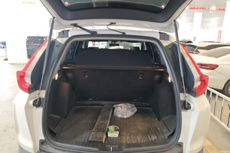 Used Honda CR-V 2019 240TURBO CVT 2WD Fashion Edition China V Trunk