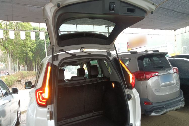 Used Honda CR-V 2019 240TURBO CVT 2WD Fashion Edition China V Trunk