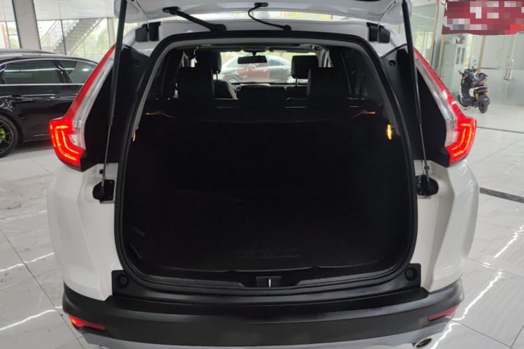 Used Honda CR-V 2019 240TURBO CVT 2WD Fashion Edition China VI Trunk