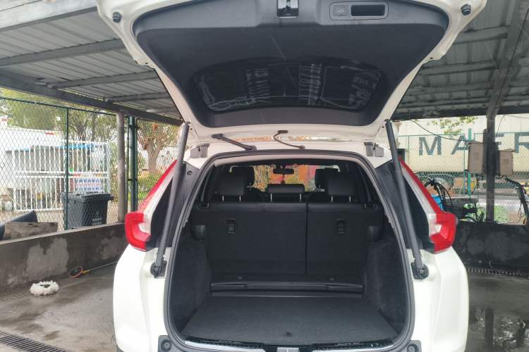 Used Honda CR-V 2019 Brilliant Edition Plus 240TURBO CVT Two-Wheel Drive Fashion Version China VI Emission Standard Trunk