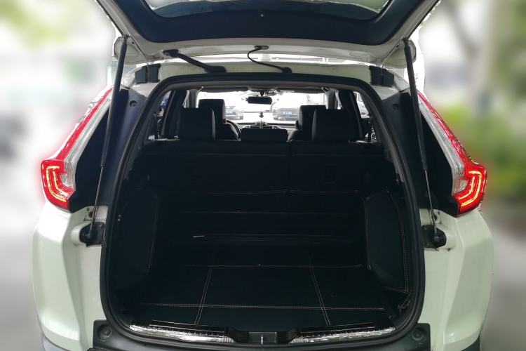 Used Honda CR-V 2019 240TURBO CVT 2WD Fashion Edition China VI Trunk
