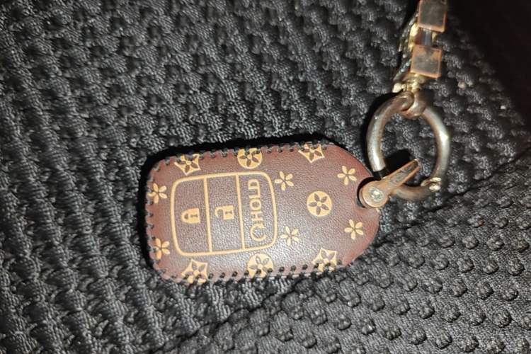Used Honda CR-V 2019 240TURBO CVT 2WD Fashion Edition China V Vehicle Key