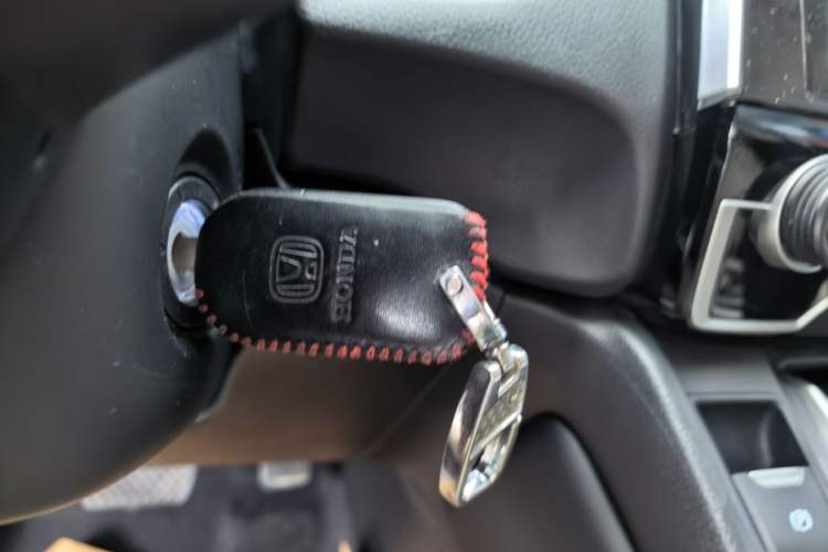 Used Honda CR-V 2019 240TURBO CVT 2WD Comfort Version China V Vehicle Key