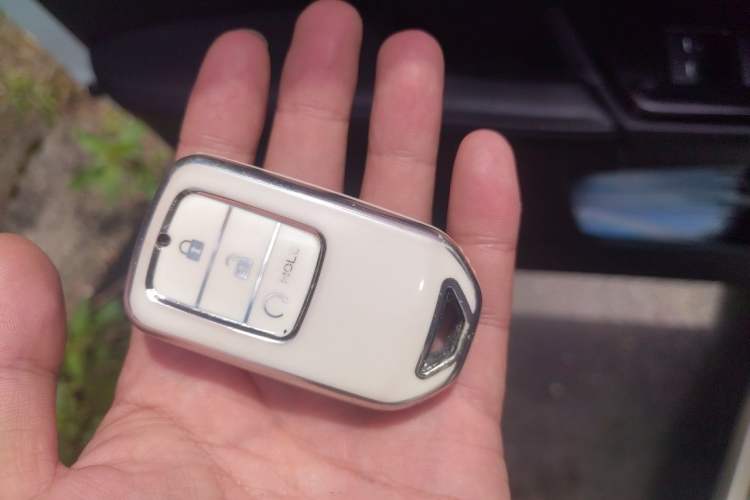 Used Honda CR-V 2019 240TURBO CVT 2WD Fashion Edition China VI Vehicle Key