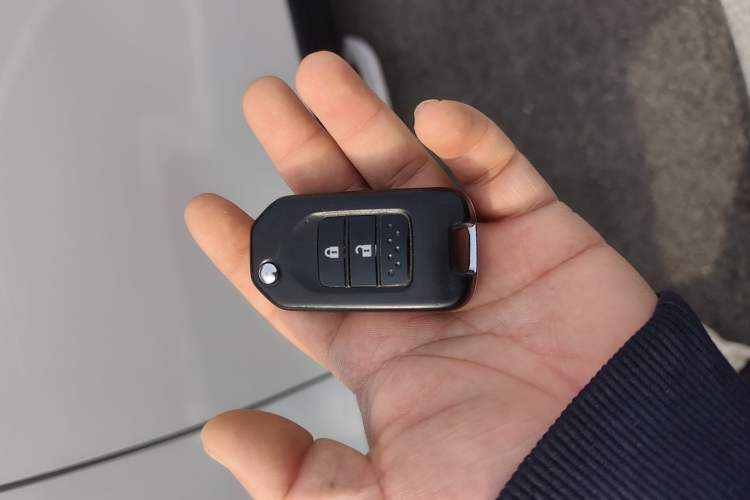 Used Honda CR-V 2019 240TURBO CVT 2WD Comfort Version China V Vehicle Key