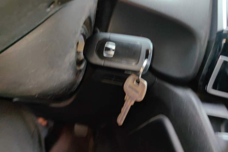 Used Honda CR-V 2019 240TURBO CVT 2WD Comfort Version China V Vehicle Key