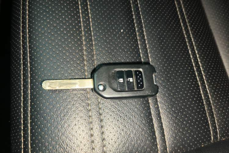 Used Honda CR-V 2019 240TURBO CVT 2WD Comfort Version China VI Emission Standard Vehicle Key