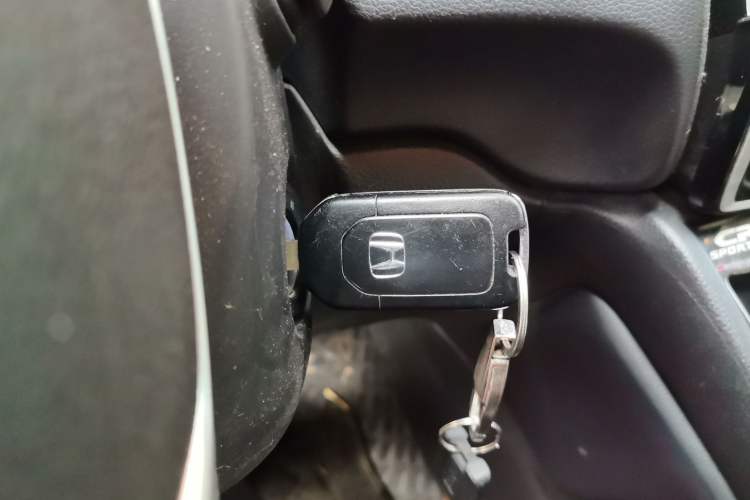 Used Honda CR-V 2019 240TURBO CVT 2WD Comfort Version China V Vehicle Key