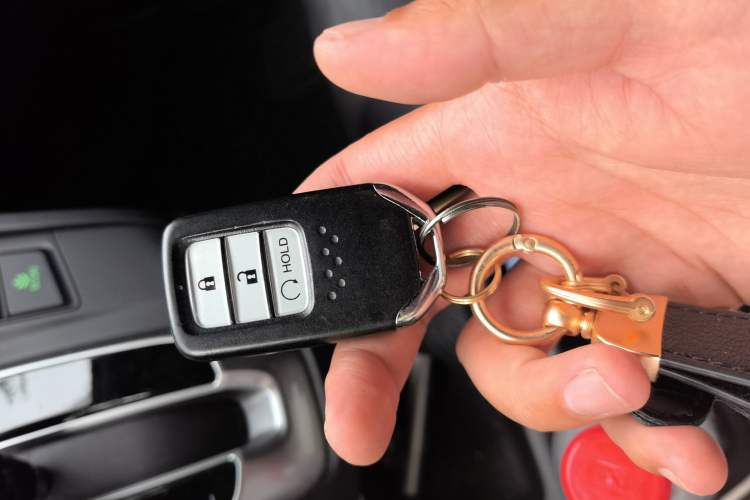 Used Honda CR-V 2019 240TURBO CVT 2WD Fashion Edition China VI Vehicle Key