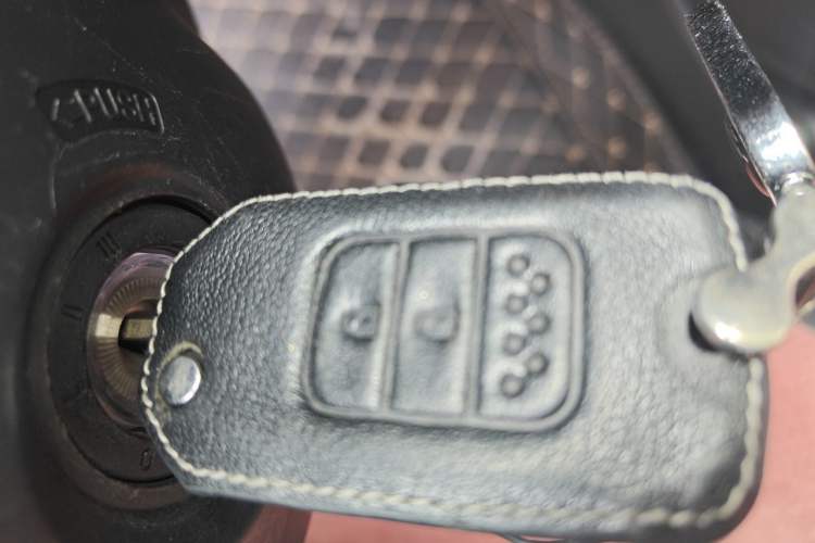 Used Honda CR-V 2019 240TURBO CVT 2WD Comfort Version China V Vehicle Key