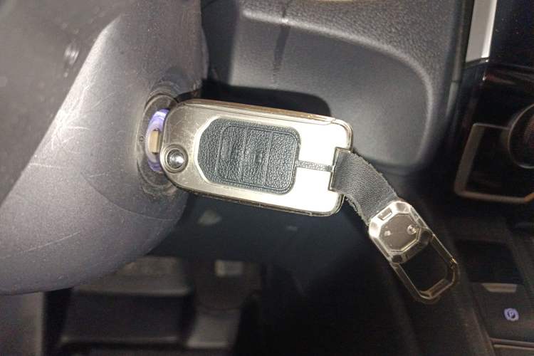Used Honda CR-V 2019 240TURBO CVT 2WD Comfort Version China VI Emission Standard Vehicle Key