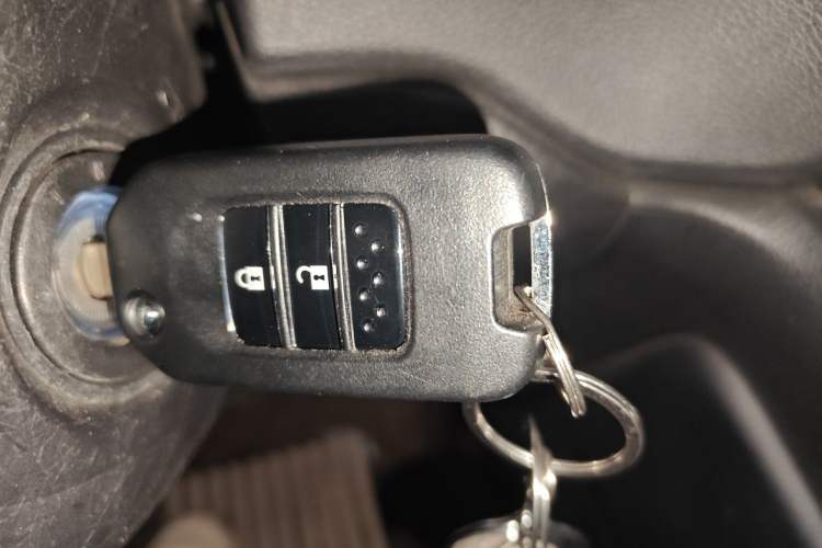 Used Honda CR-V 2019 240TURBO CVT 2WD Comfort Version China VI Emission Standard Vehicle Key