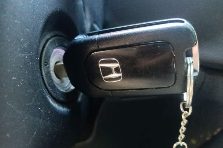 Used Honda CR-V 2019 240TURBO CVT 2WD Comfort Version China VI Emission Standard Vehicle Key