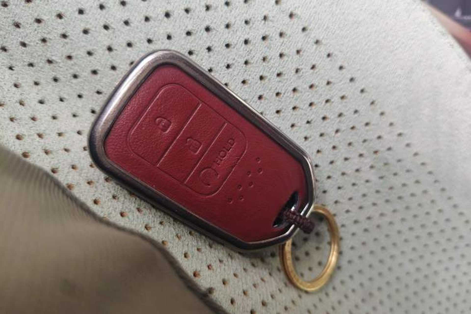Used Honda CR-V 2019 Brilliant Edition Plus 240TURBO CVT Two-Wheel Drive Fashion Version China VI Emission Standard Vehicle Key
