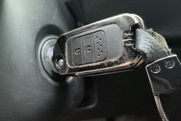Used Honda CR-V 2019 240TURBO CVT 2WD Comfort Version China VI Emission Standard Vehicle Key