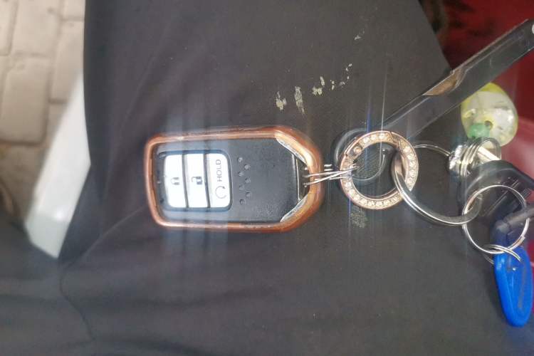 Used Honda CR-V 2019 240TURBO CVT 2WD Fashion Edition China VI Vehicle Key
