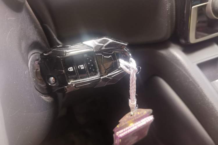 Used Honda CR-V 2019 240TURBO CVT 2WD Comfort Version China V Vehicle Key