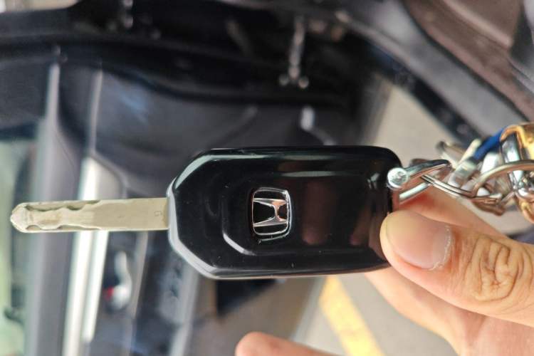 Used Honda CR-V 2019 Brilliant Edition 240TURBO CVT 2WD Comfort Version China VI Emission Standard Vehicle Key