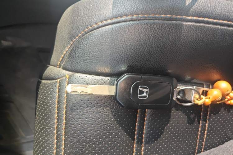 Used Honda CR-V 2019 240TURBO CVT 2WD Comfort Version China V Vehicle Key