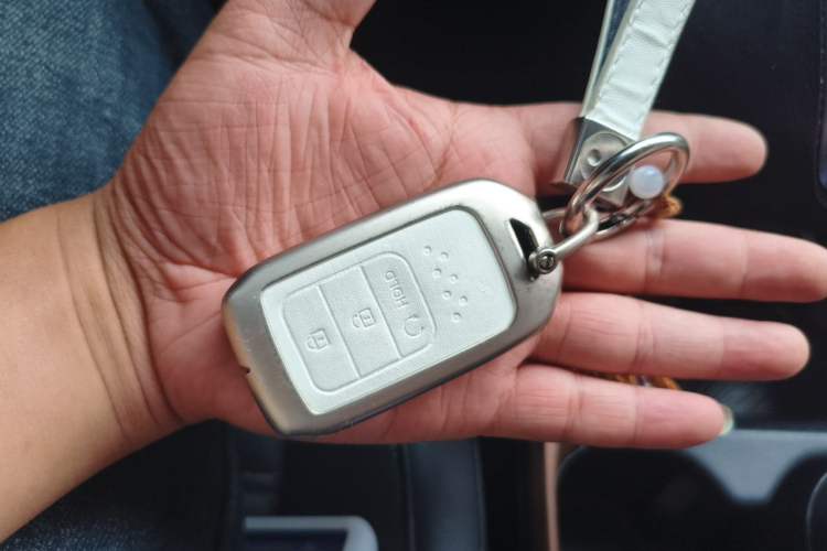 Used Honda CR-V 2019 240TURBO CVT 2WD Fashion Edition China VI Vehicle Key