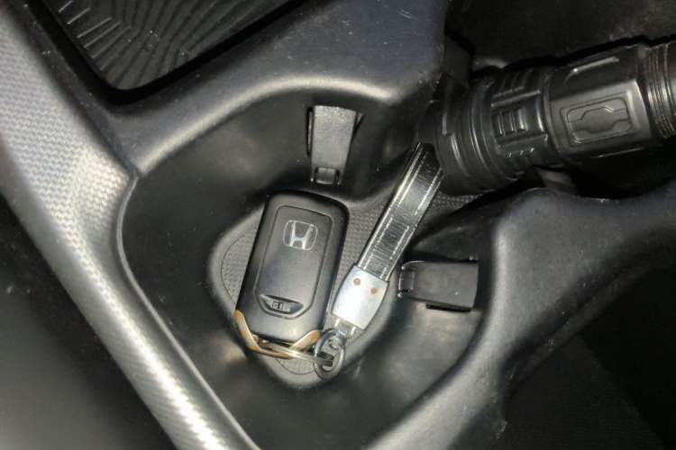 Used Honda CR-V 2019 240TURBO CVT 2WD Comfort Version China VI Emission Standard Vehicle Key