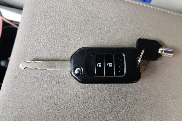 Used Honda CR-V 2019 Brilliant Edition 240TURBO CVT 2WD Comfort Version China VI Emission Standard Vehicle Key