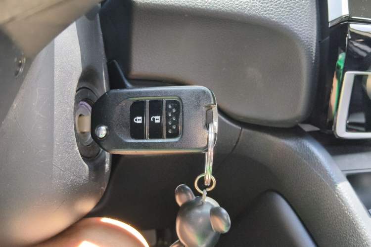 Used Honda CR-V 2019 240TURBO CVT 2WD Comfort Version China V Vehicle Key