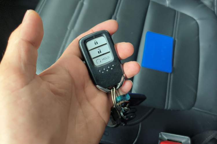Used Honda CR-V 2019 240TURBO CVT 2WD Fashion Edition China V Vehicle Key