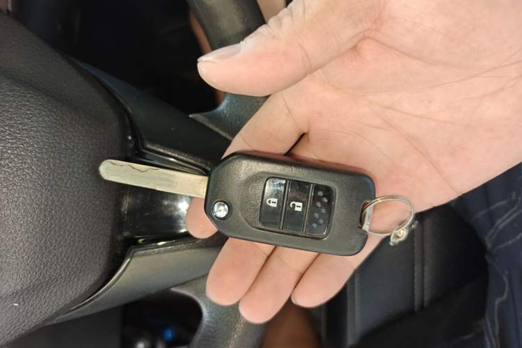 Used Honda CR-V 2019 240TURBO CVT 2WD Comfort Version China VI Emission Standard Vehicle Key