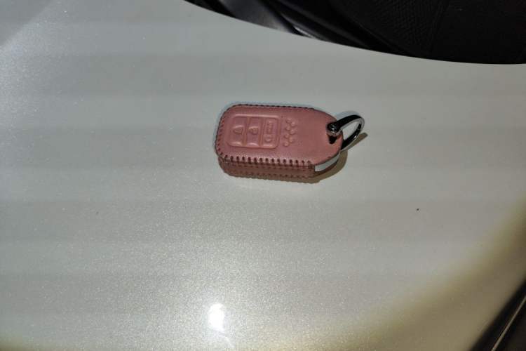 Used Honda CR-V 2019 240TURBO CVT 2WD Fashion Edition China V Vehicle Key