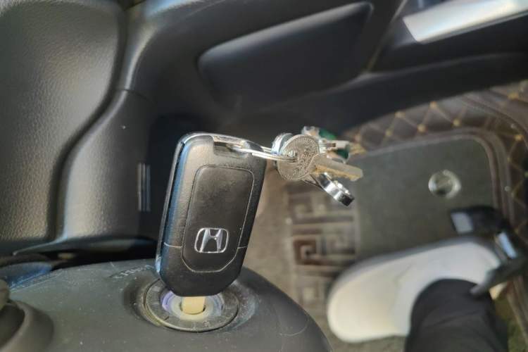 Used Honda CR-V 2019 240TURBO CVT 2WD Comfort Version China V Vehicle Key