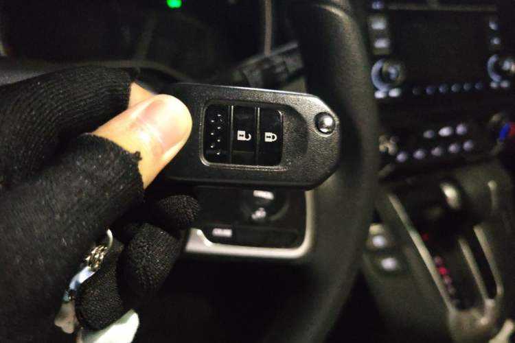 Used Honda CR-V 2019 240TURBO CVT 2WD Comfort Version China VI Emission Standard Vehicle Key
