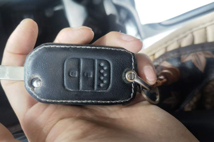 Used Honda CR-V 2019 240TURBO CVT 2WD Comfort Version China V Vehicle Key