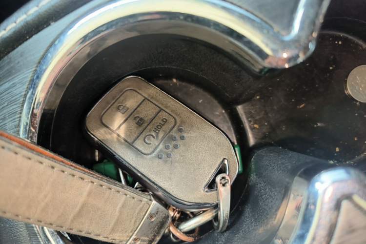 Used Honda CR-V 2019 240TURBO CVT 2WD Fashion Edition China V Vehicle Key