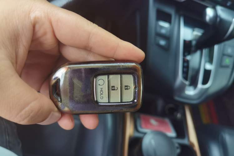 Used Honda CR-V 2019 240TURBO CVT 2WD Fashion Edition China VI Vehicle Key