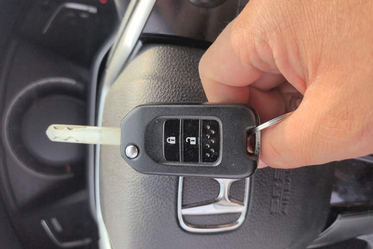 Used Honda CR-V 2019 240TURBO CVT 2WD Comfort Version China VI Emission Standard Vehicle Key