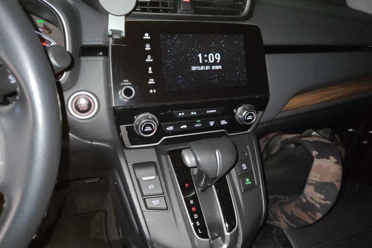 Used Honda CR-V 2021 240TURBO CVT 2WD Fashion Edition Audio And AC Panel