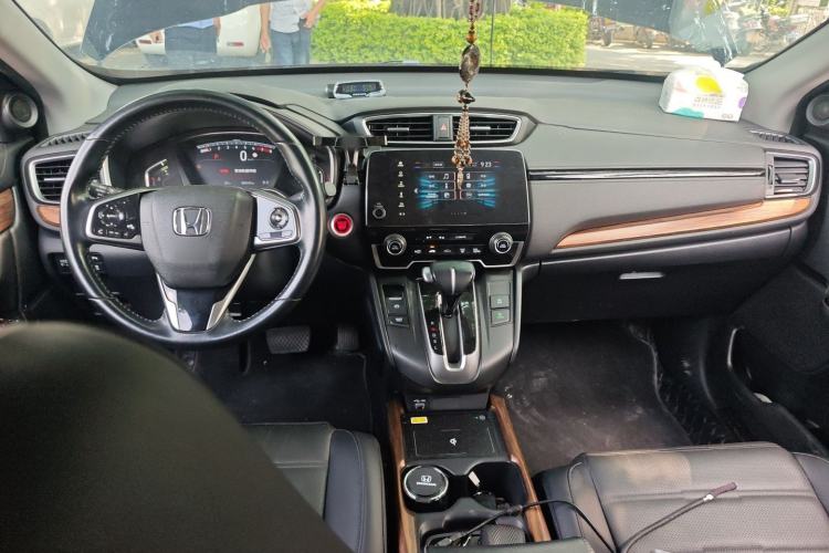 Used Honda CR-V 2021 240TURBO CVT 2WD Fashion Edition Center Console