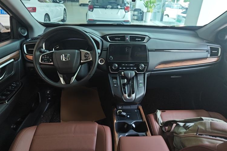 Used Honda CR-V 2021 240TURBO CVT 2WD Fashion Edition Center Console
