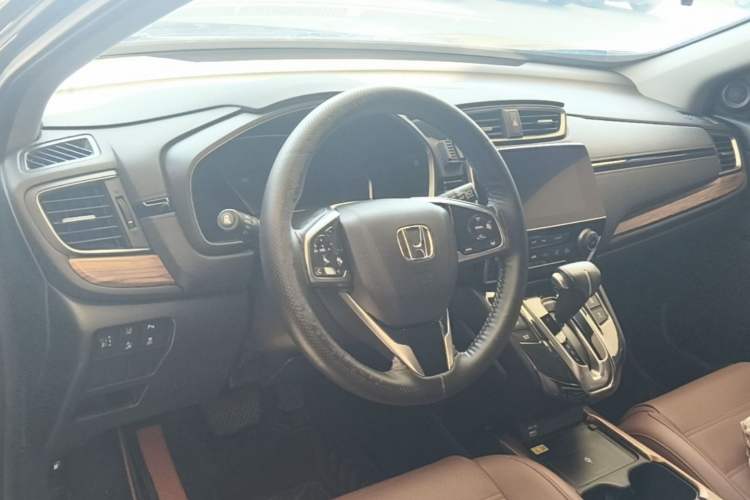Used Honda CR-V 2021 240TURBO CVT 2WD Fashion Edition Center Console