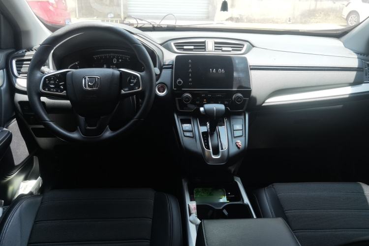 Used Honda CR-V 2021 240TURBO CVT Two-Wheel Drive Urban Edition Center Console