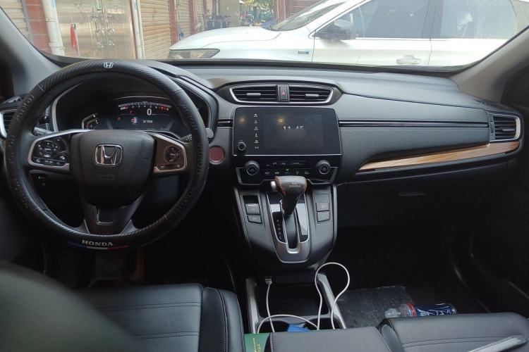Used Honda CR-V 2021 240TURBO CVT Two-Wheel Drive Urban Edition Center Console